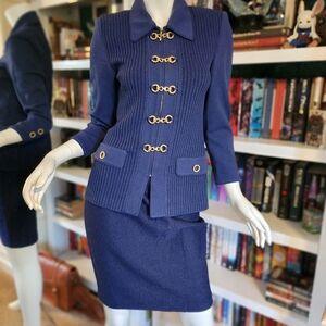 St. John Collection Vintage Navy Blue 2 Piece Skirt Suit Size 2/4